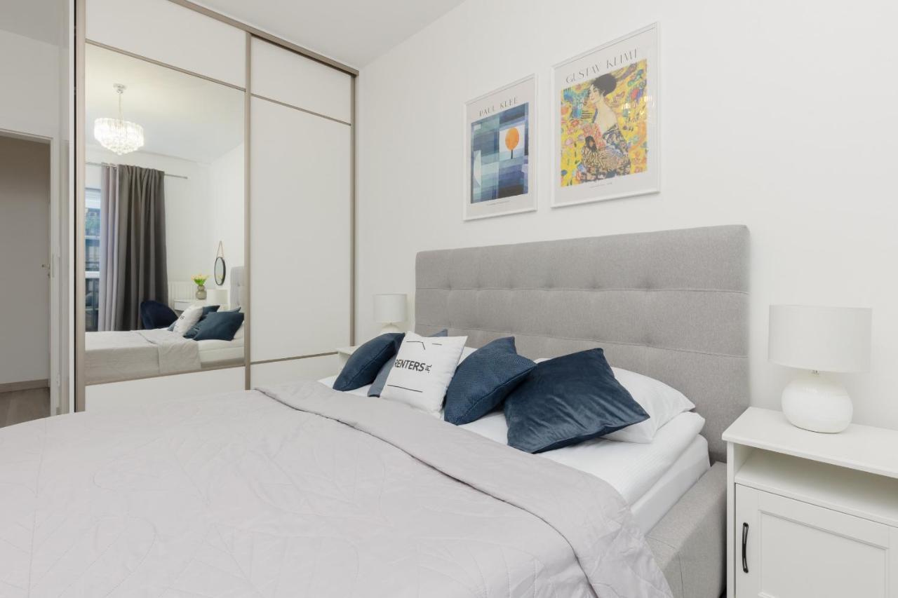 Apartament Cozy With Parking Bakalarska By Renters